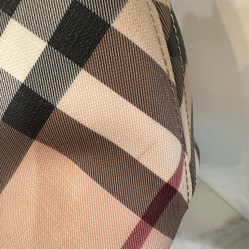 Burberry Nova Check Tote - Picture 7 of 8